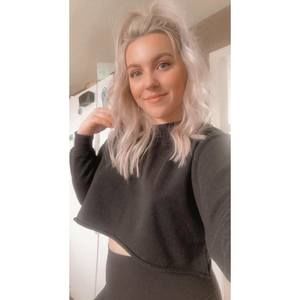 Meet your Posher, Becky